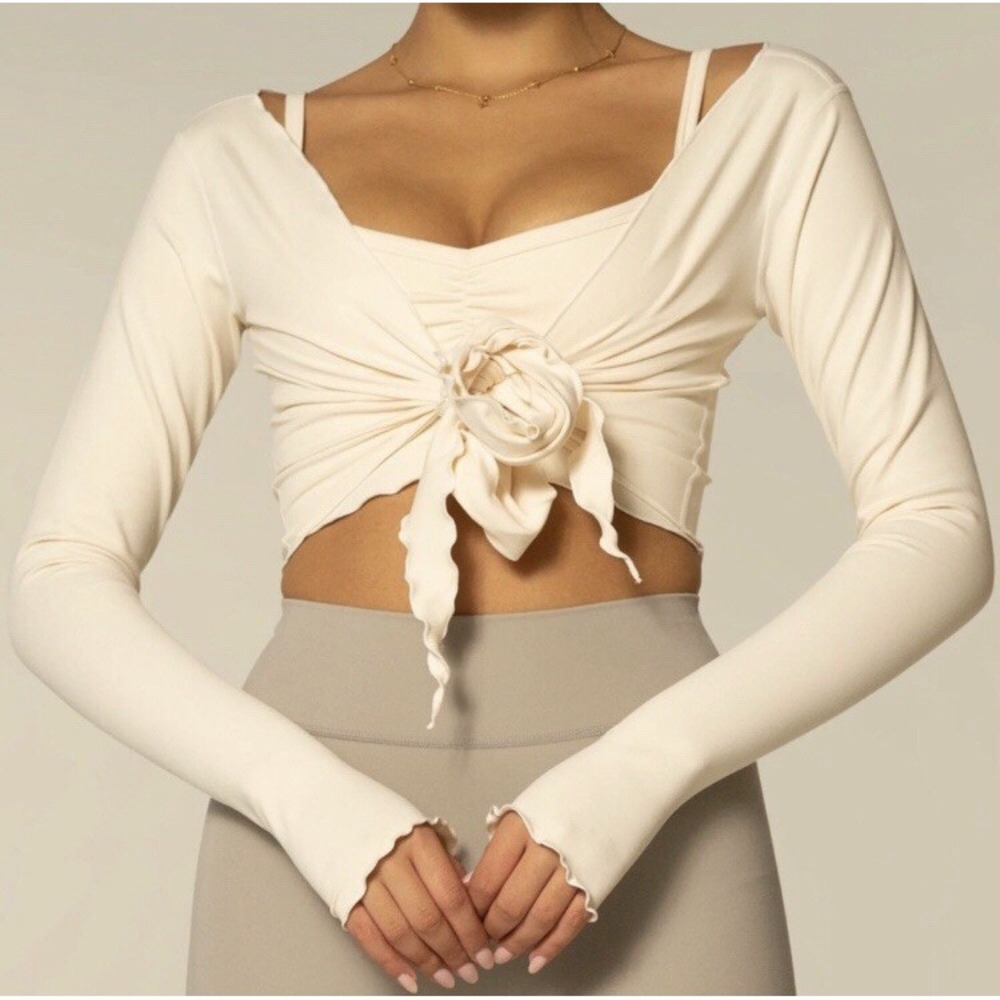 Four Three Seven 437 The Wrap Top CRÈME XS